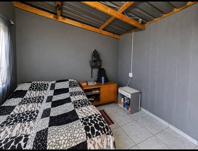 4 BEDROOM HOUSE FOR SALE IN VEREENIGING CENTRAL